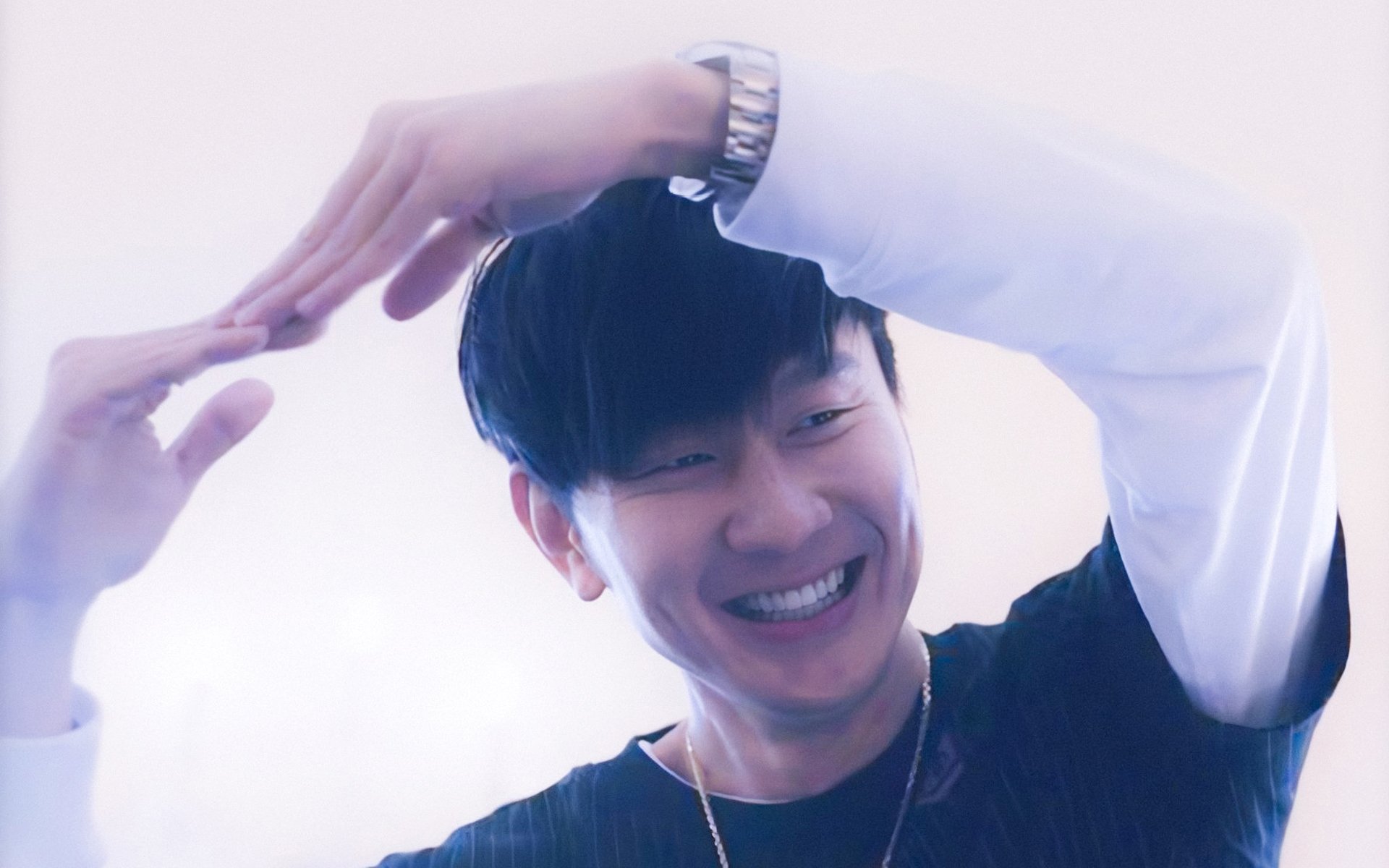 Kaiyun(中国)开云-_潮流运动搭配：时尚即运动_，时尚运动装