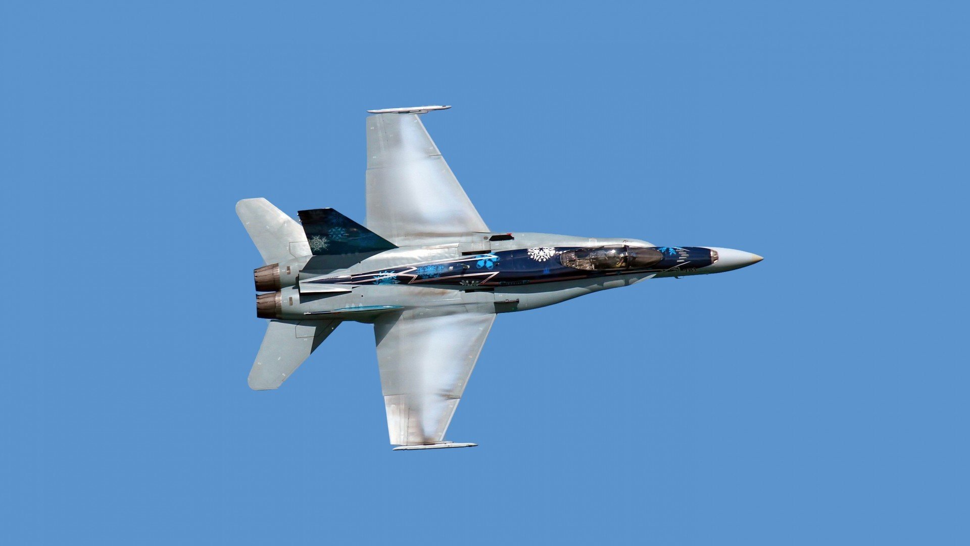 特色青训基地引入国际优秀教练，打造高水平人才培养体系，青训学校