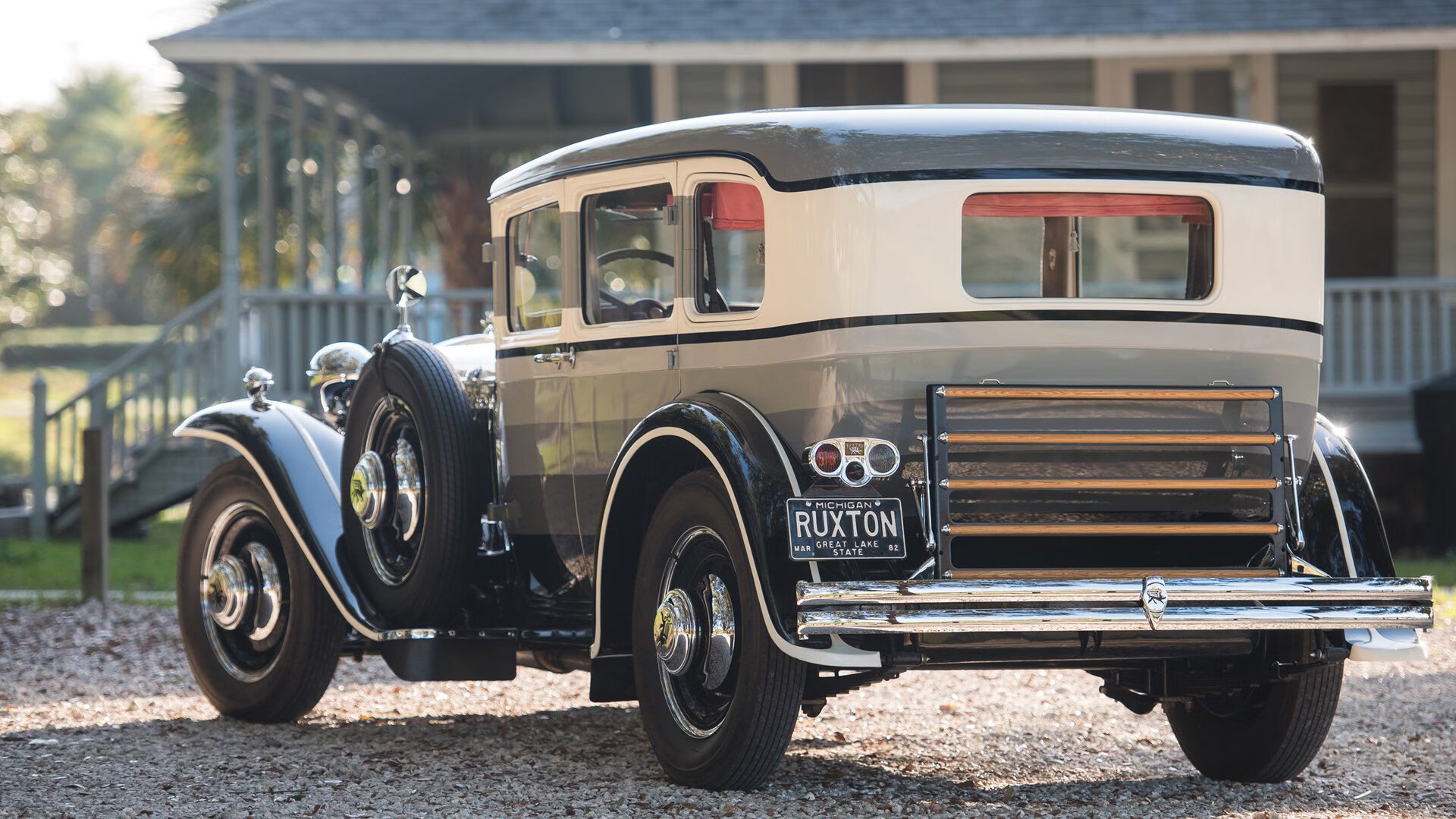 美国马术协会设立青少年马术奖学金,支持优秀学员发展。,美国马术最好的大学