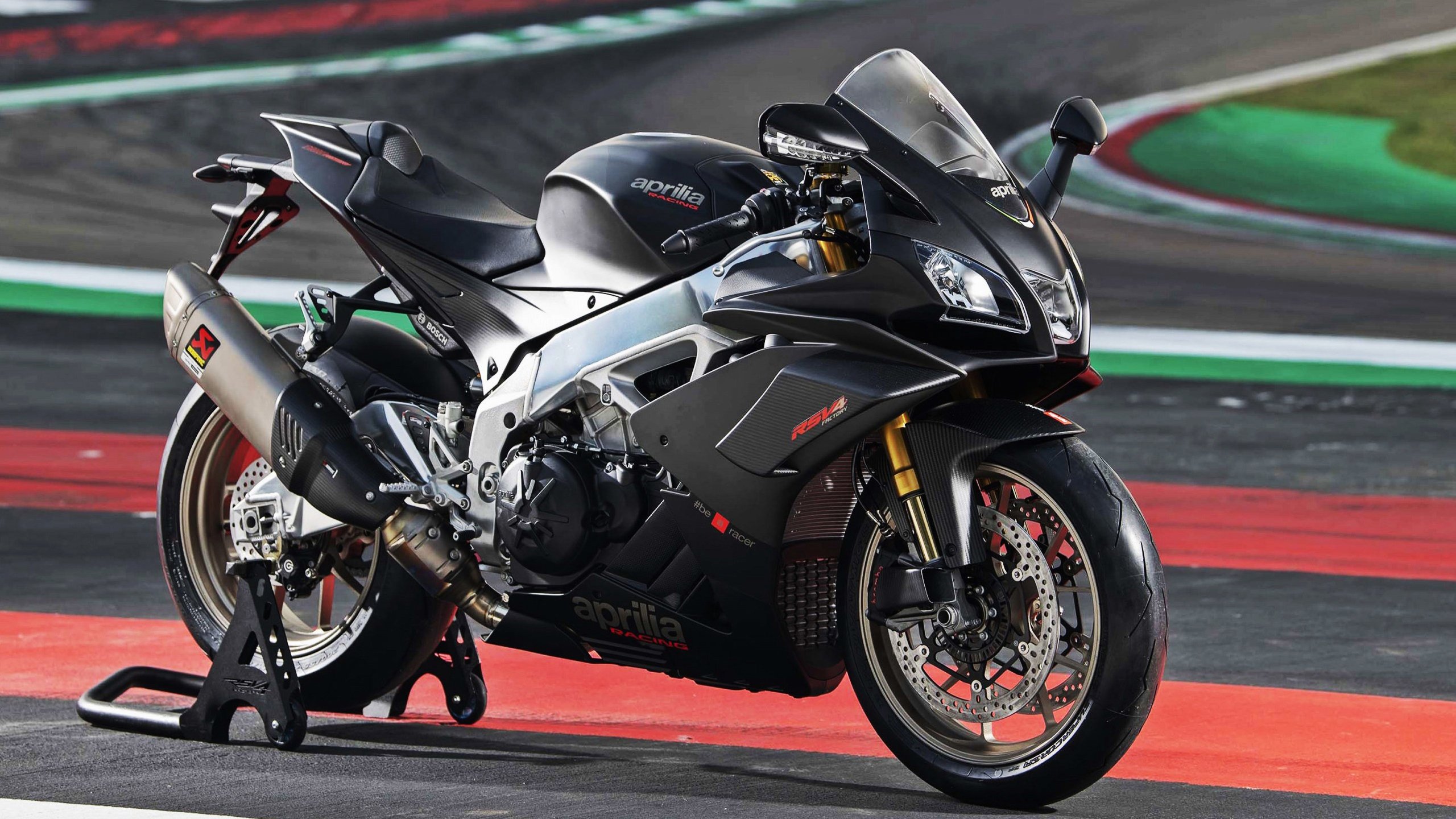 中国足球传球回合中断点分布统计图,足球传中脚法图解