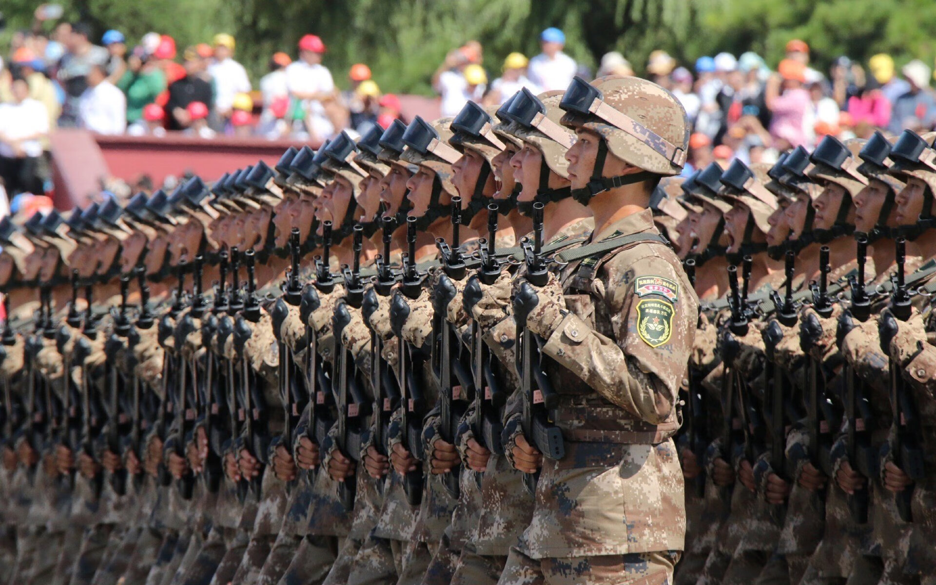 主帅多次更换站位制造战术假象扰乱对手防线部署节奏,主帅挑战规则
