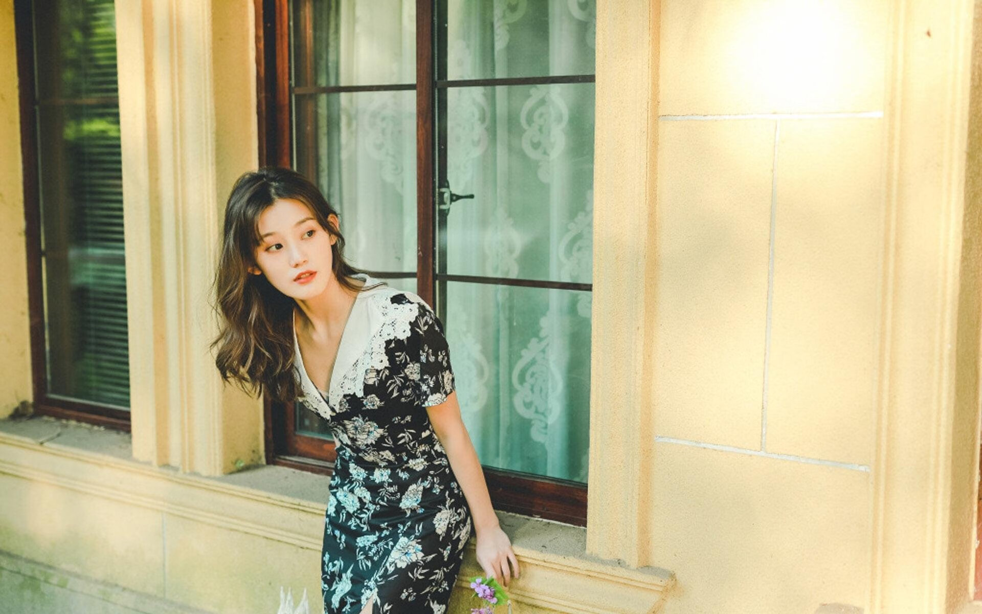 青训球员参加职业联赛完成首秀表现可圈可点备受肯定，青训选手